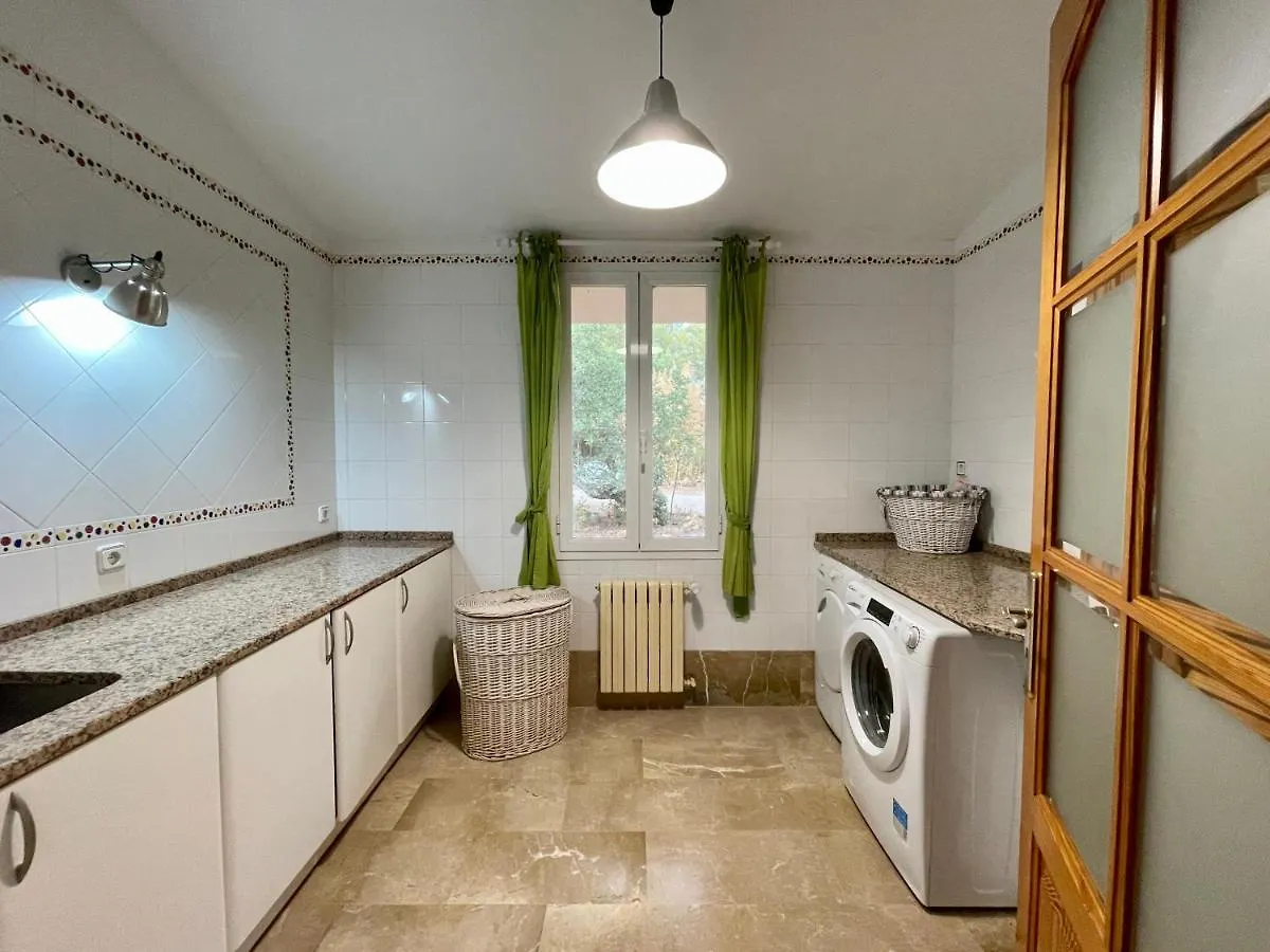 Confortable Chalet Con Piscina Bunyola Holiday home