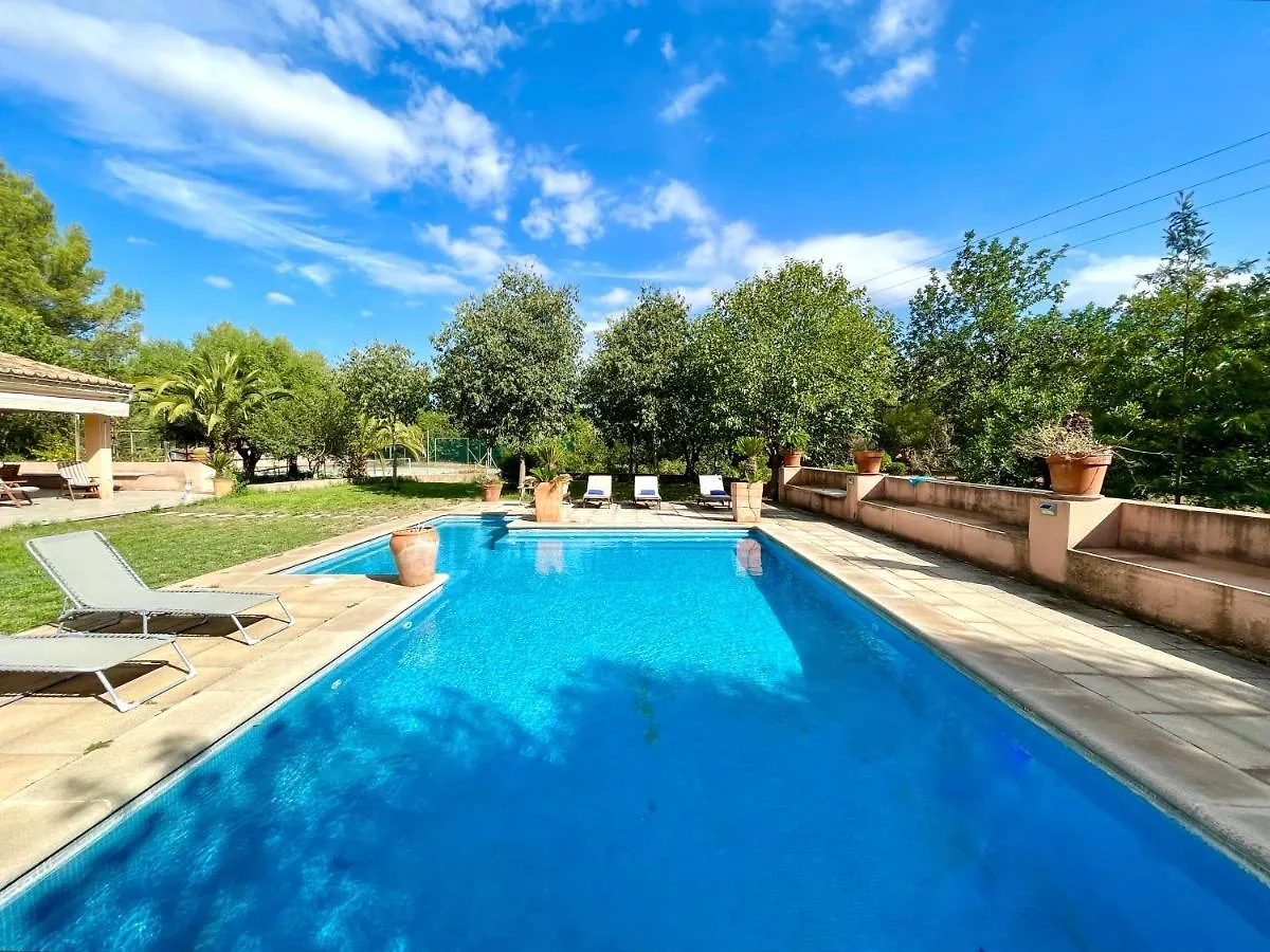 Holiday home Confortable Chalet Con Piscina Bunyola Spain