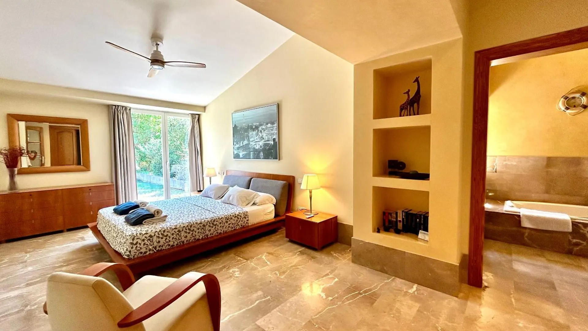 Confortable Chalet Con Piscina Bunyola 0*,  Spain